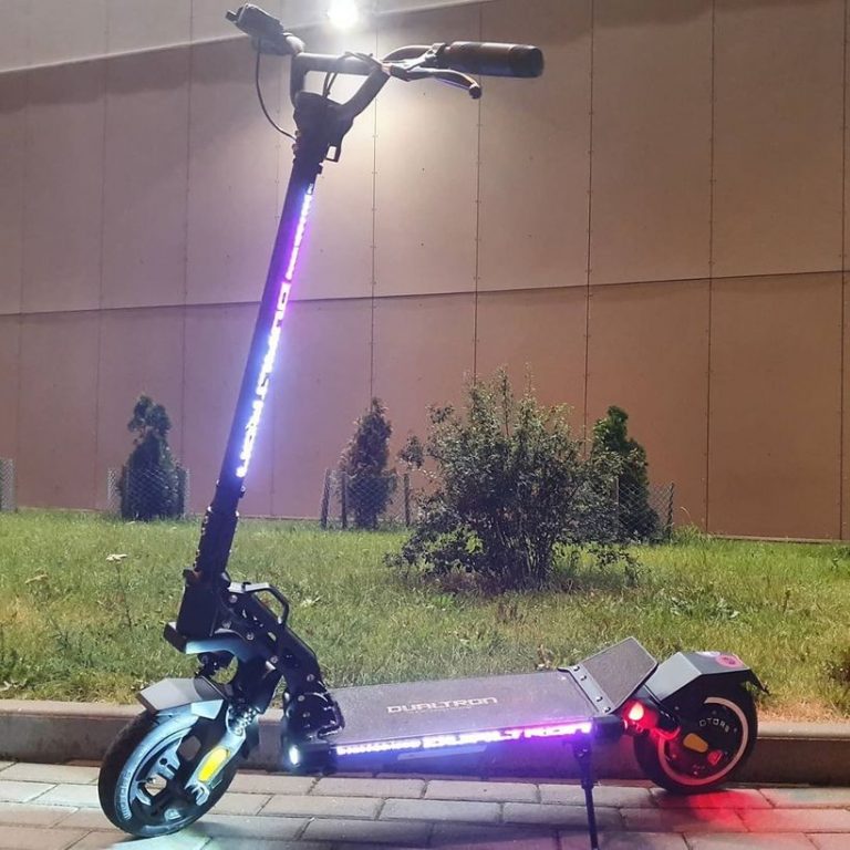 Best 30 MPH Electric Scooters (April 2022)