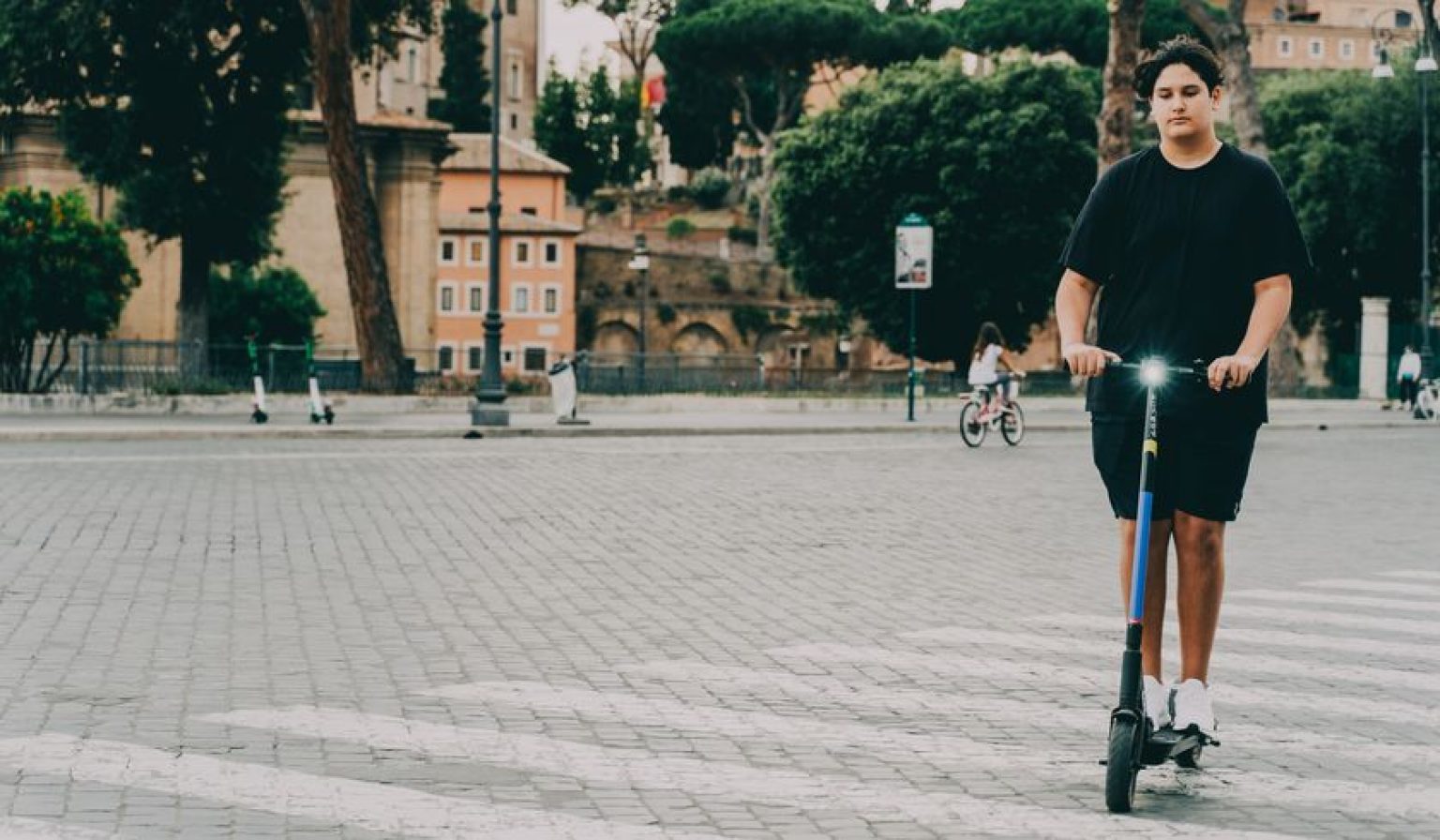 🛴 Best Electric Scooters for Teenagers (13 to 18+ Years Old) Jan 2021