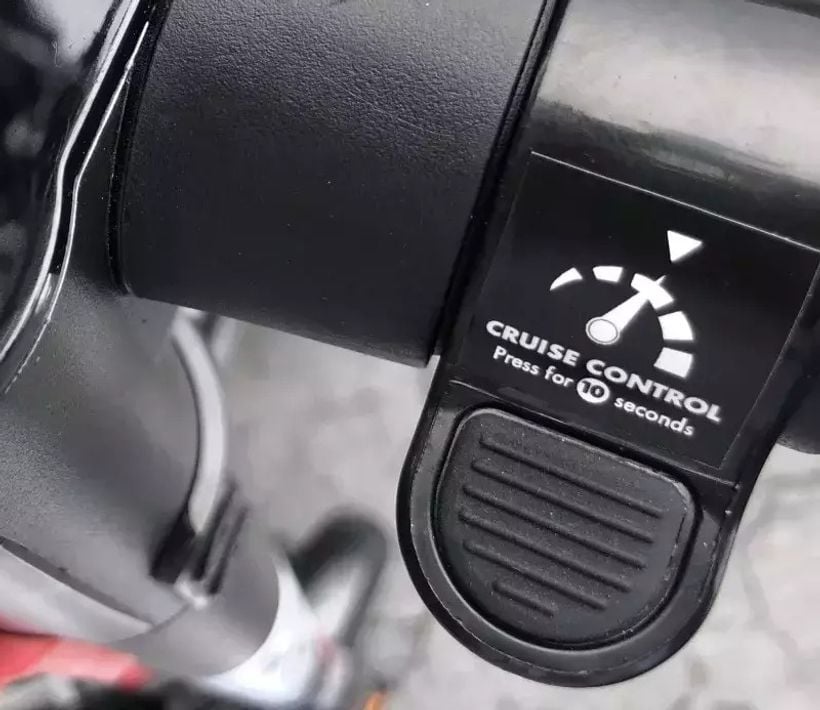 GoTrax XR Elite Cruise Control
