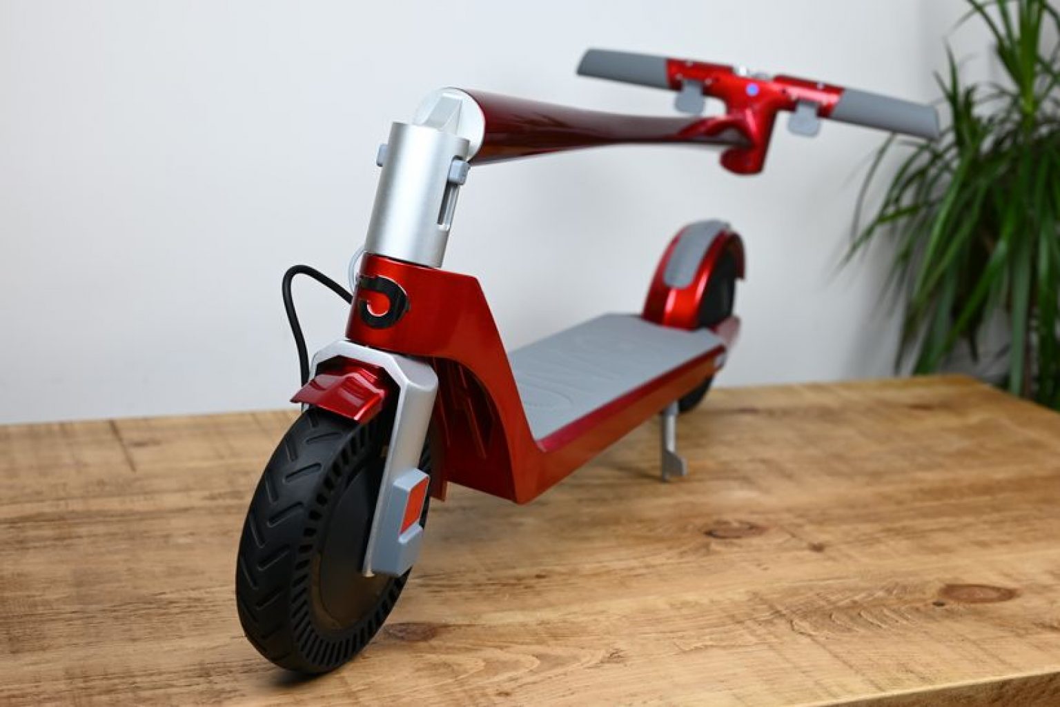 Best Dual Motor Electric Scooters (High Speeds & Rapid Acceleration)