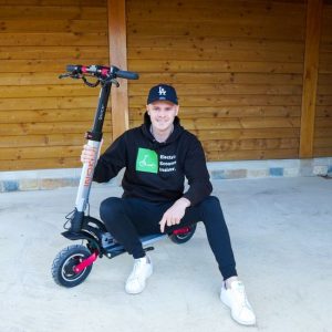 Josh Testing the INOKIM Quick 4