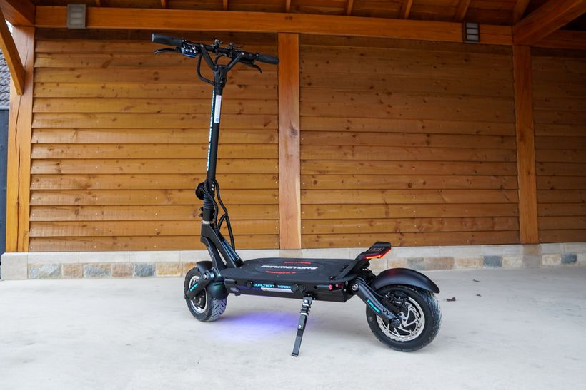 Dualtron Thunder 2 Frame From the Rear