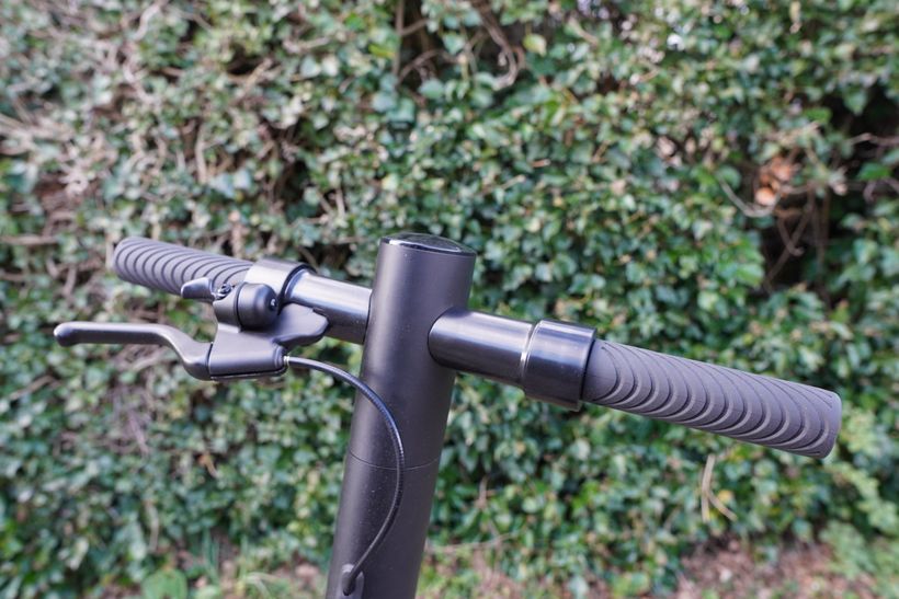 AnyHill UM-2 Front of Handlebars