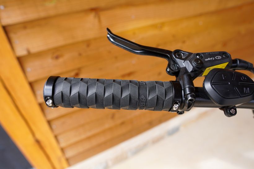 NAMI Burn-e 2 Rubber Handgrips