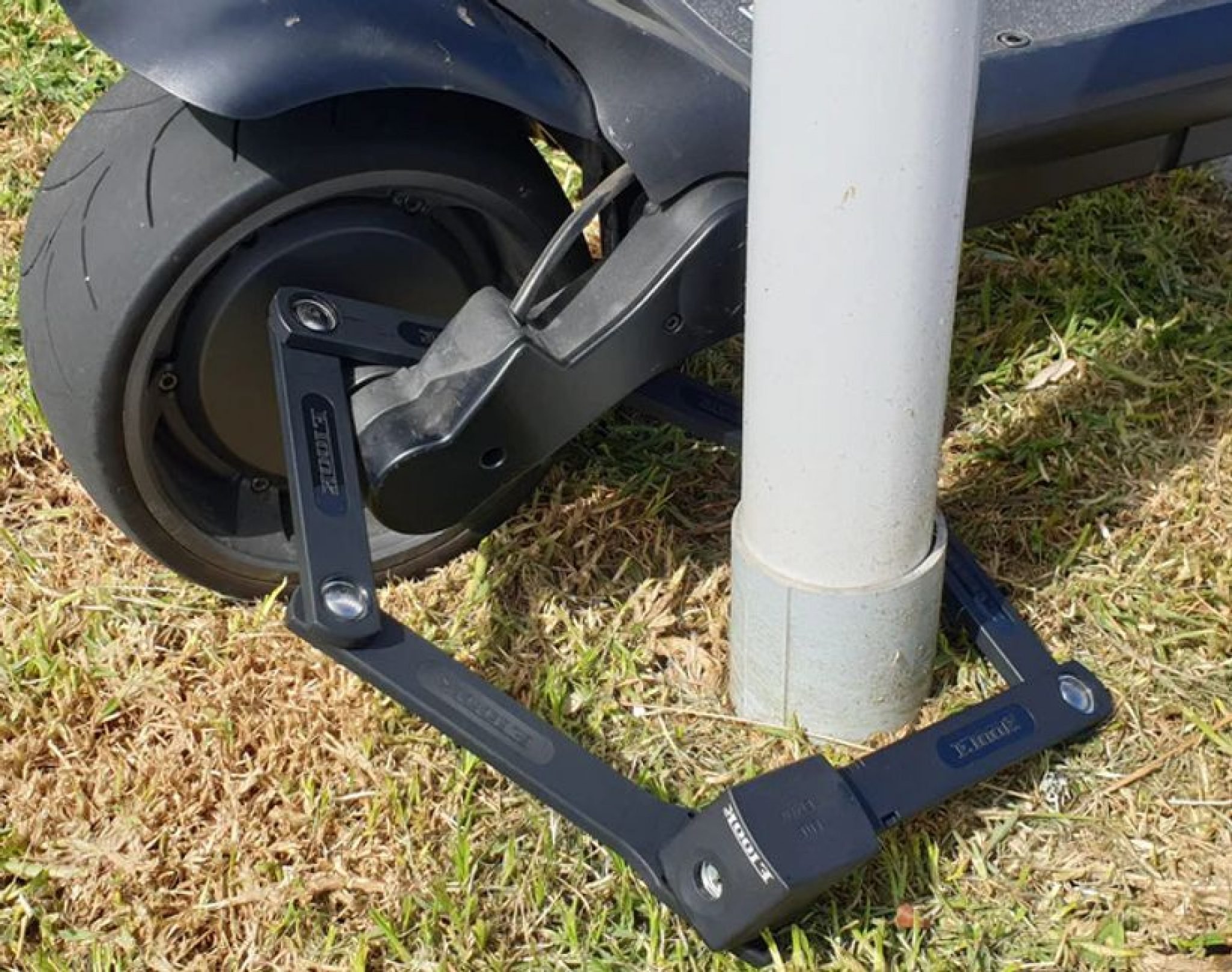 Electric Scooters Locks 3 Best Locks & How to Lock an Electric Scooter