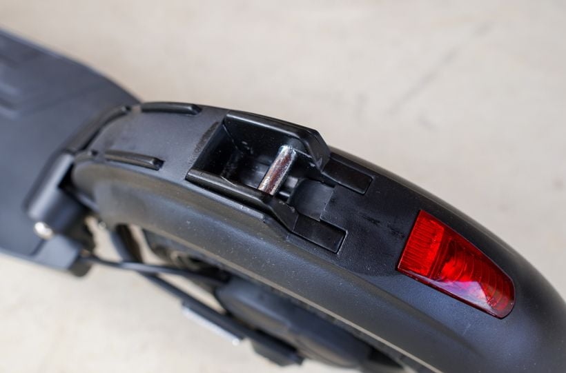 Mosquito Latch on Rear Fender