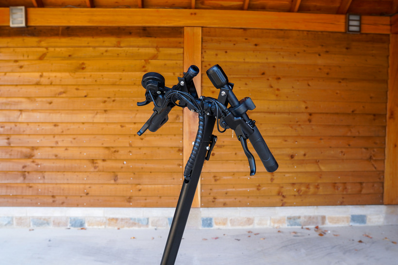 Apollo Ghost 2022 Stem and Foldable Handlebars