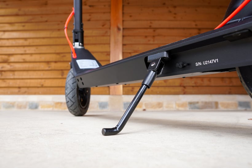 Turboant M10 Kickstand