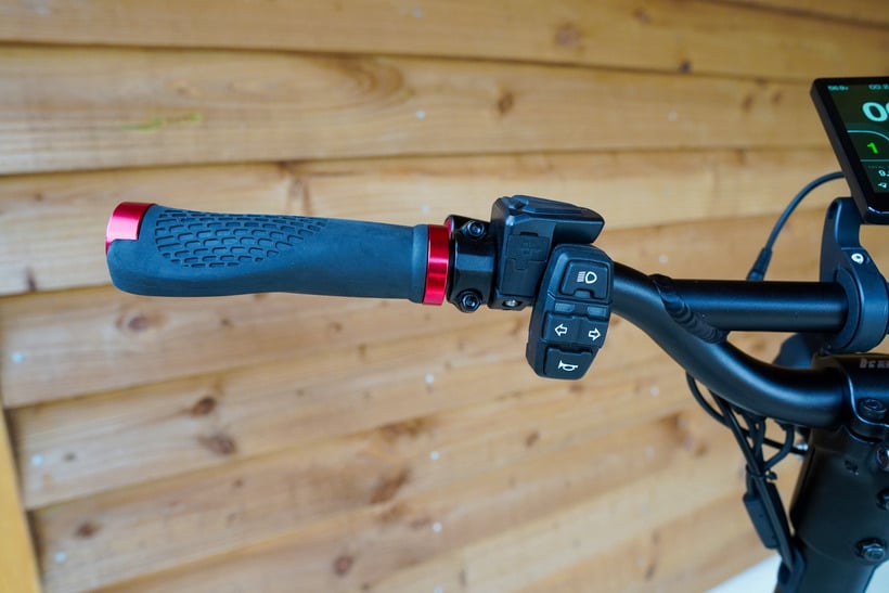 Left Side of Mantis King GT Handlebars
