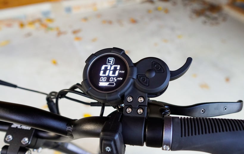 SPLACH Titan Bright Display and Throttle
