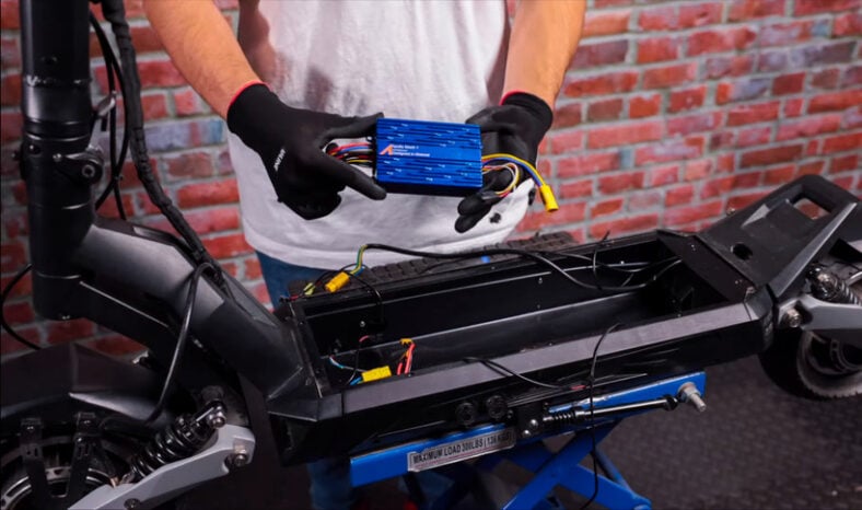 Electric Scooter Controllers: A Beginner's Guide