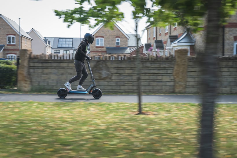 Apollo Pro in Motion