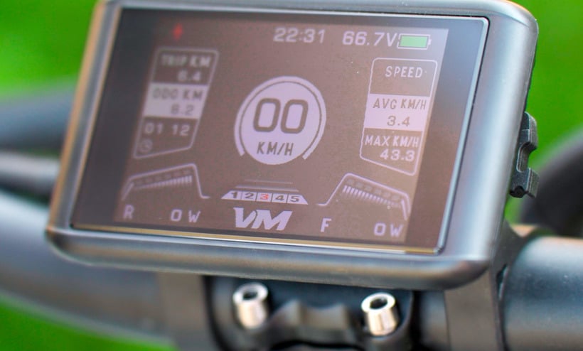 EMOVE RoadRunner Pro Hard to See Display