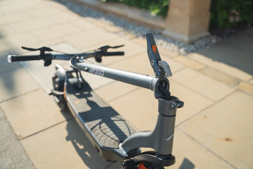 Apollo City Pro Secure Folding Mechanism
