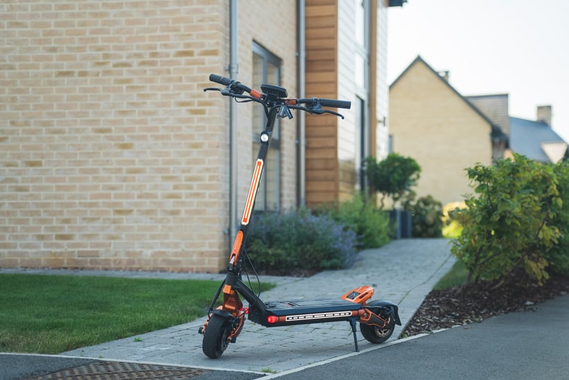 SPLACH Mukuta Frame With Lights On