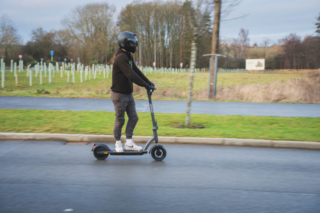 Josh Testing the Apollo Air 2023's Real-World Range