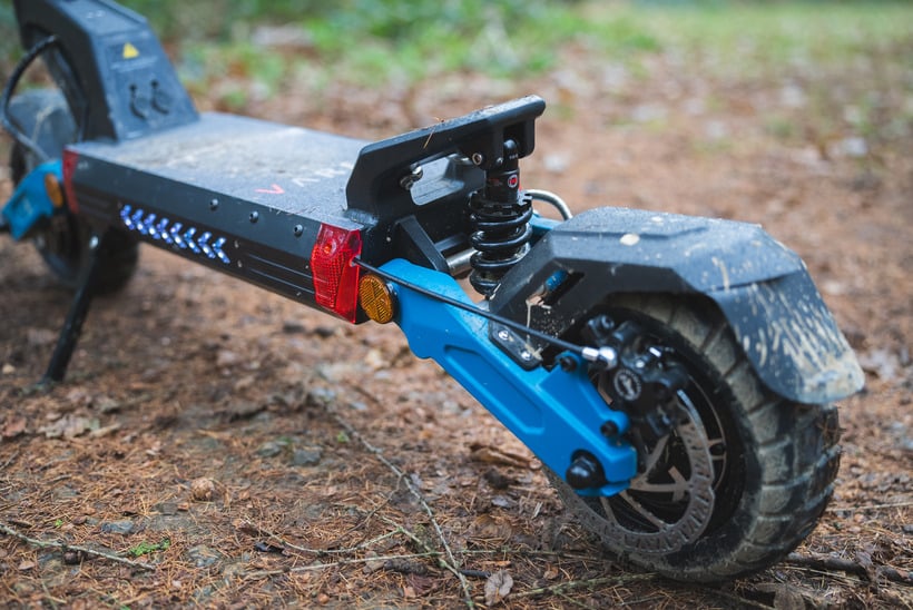 Varla Eagle One V2 Kickplate and Suspension
