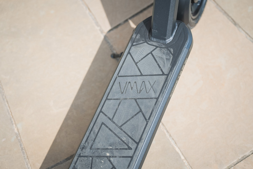 Close Up of VMAX VX2 Pro Deck